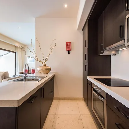 Puerto Del Carmen Sleeps 6 With Pool Air Con And Wifi